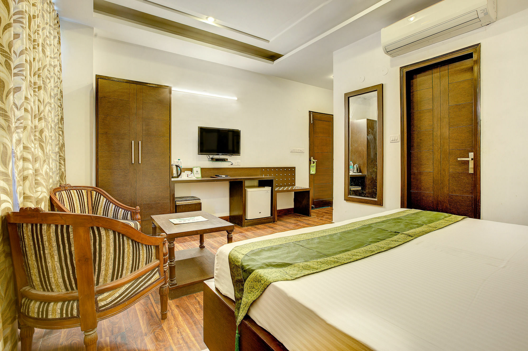 Treebo C T International Hotell Delhi  Exteriör bild