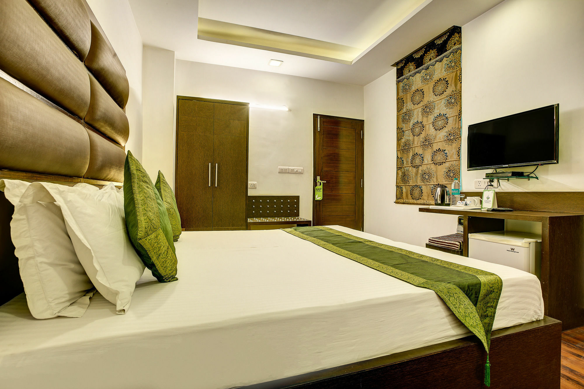 Treebo C T International Hotell Delhi  Exteriör bild